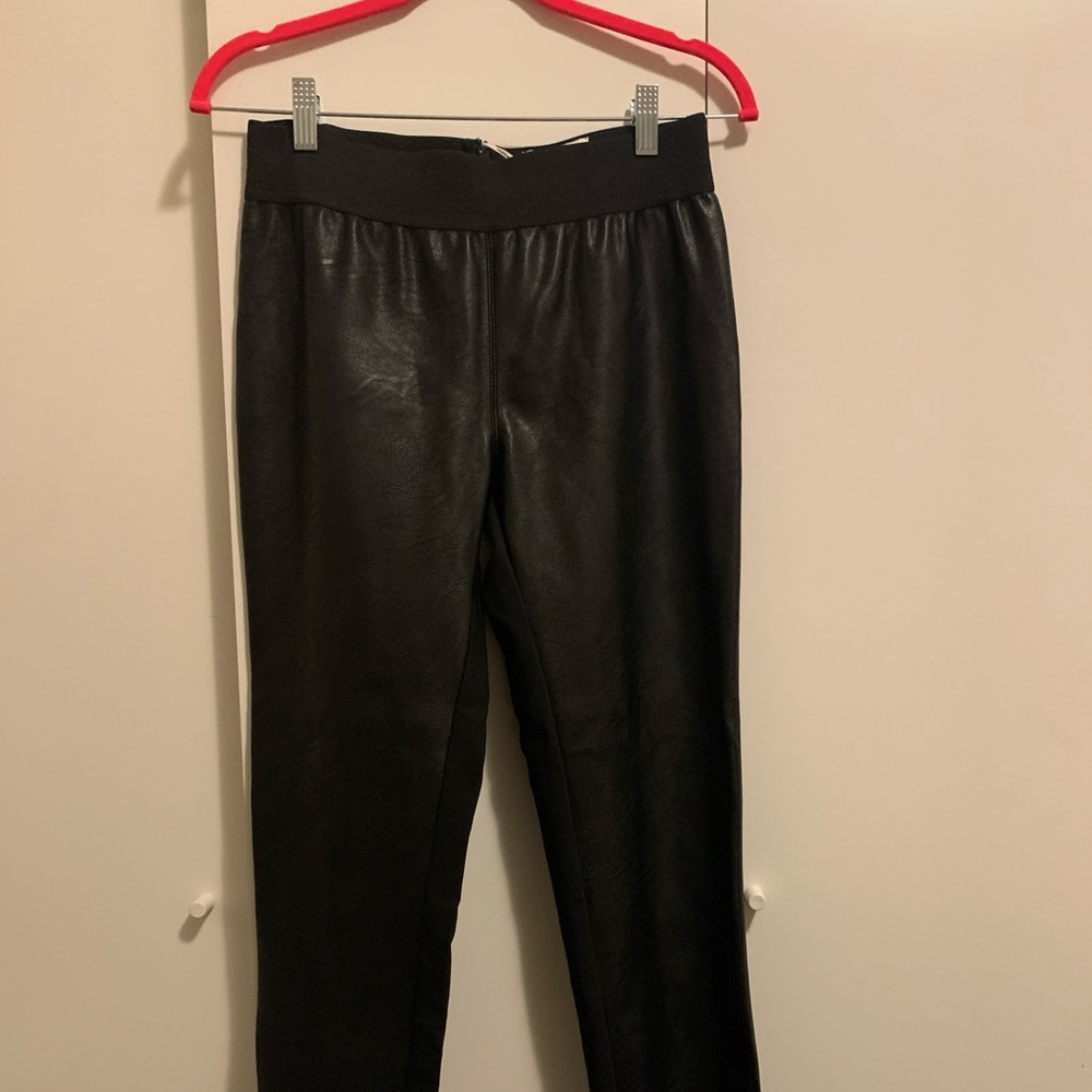 BNWT STELLA MCCARTNEY- vegan leather leggings.